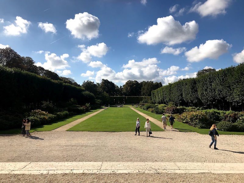 12th Anniversary Getaway to Paris (September 9 – 16, 2018)